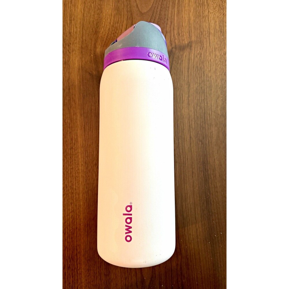 Owala FreeSip 32 oz BPA-Free Water Bottle Flip Lock White Purple Gray